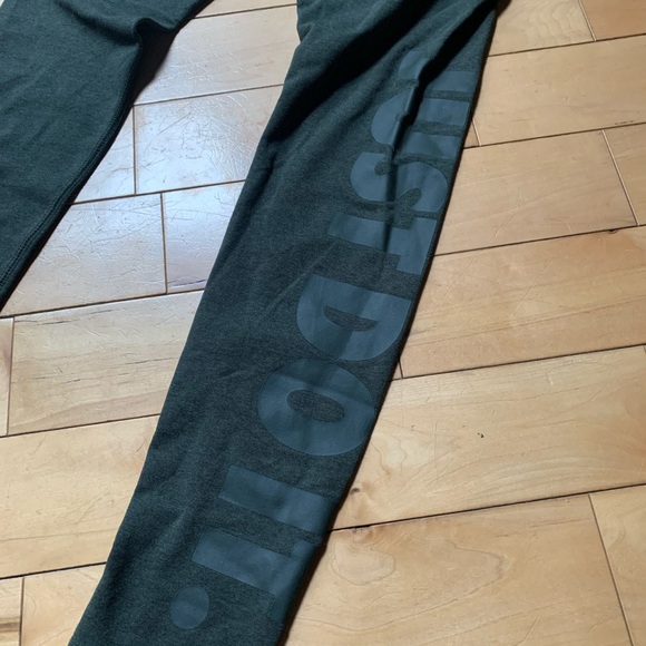Army green Nike leggings - Picture 4 of 4